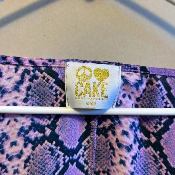 Tunic - Picture 3 of 4